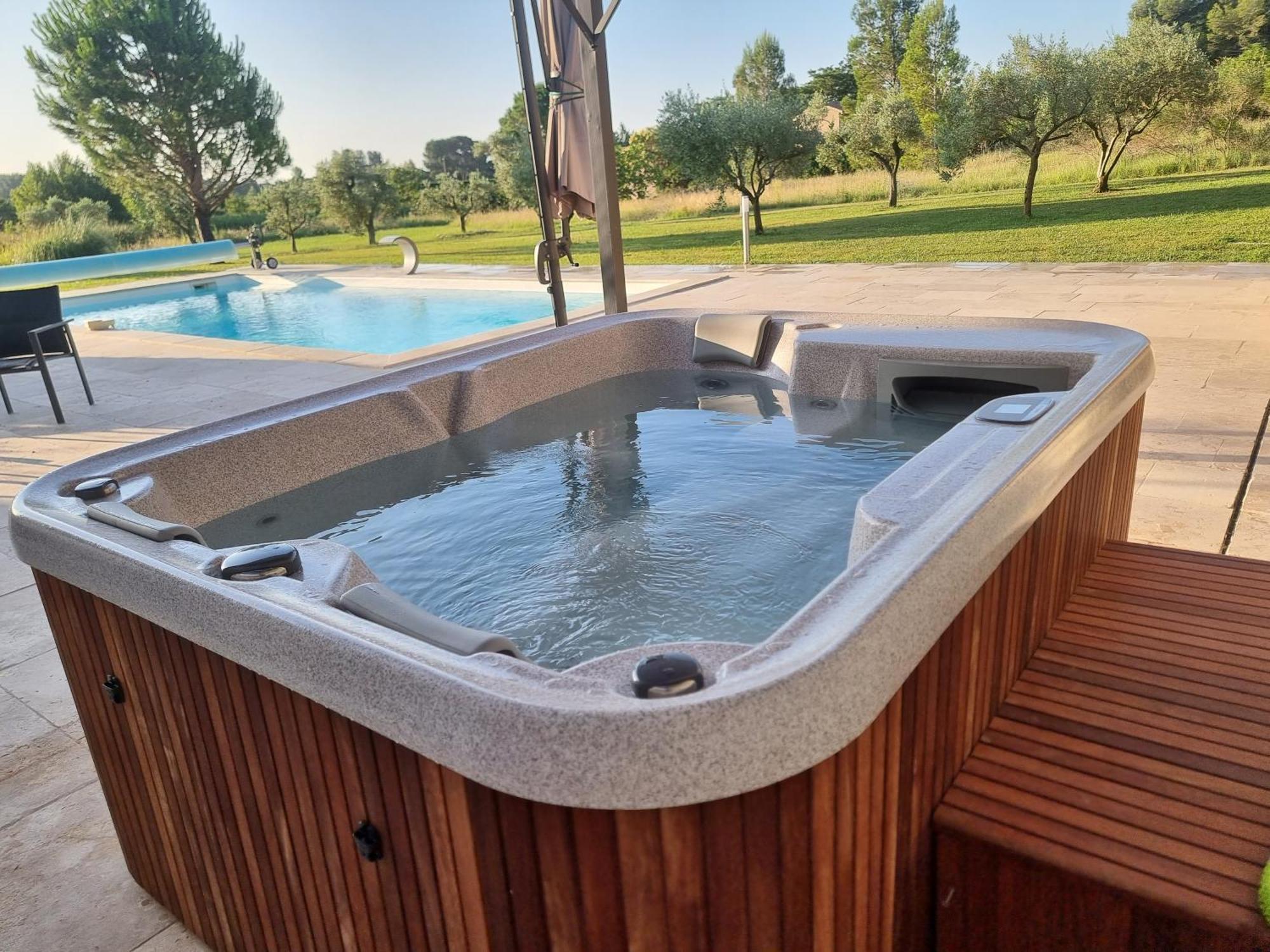 Villa 4 chambres Spa Sauna Piscine chaufée boulodrome LA BASTIDE DE LUSON Maussane-les-Alpilles Extérieur photo