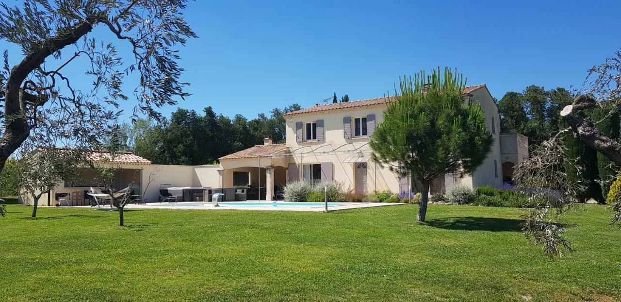 Villa 4 chambres Spa Sauna Piscine chaufée boulodrome LA BASTIDE DE LUSON Maussane-les-Alpilles Extérieur photo